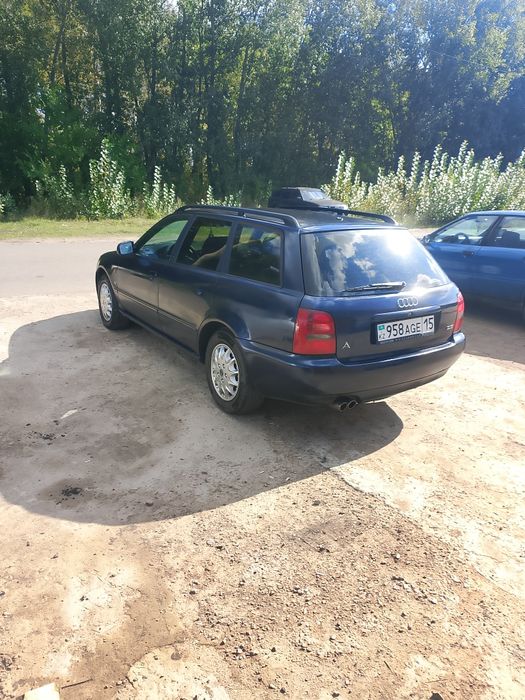 Ауди А4 б5 уневерсал на автомате