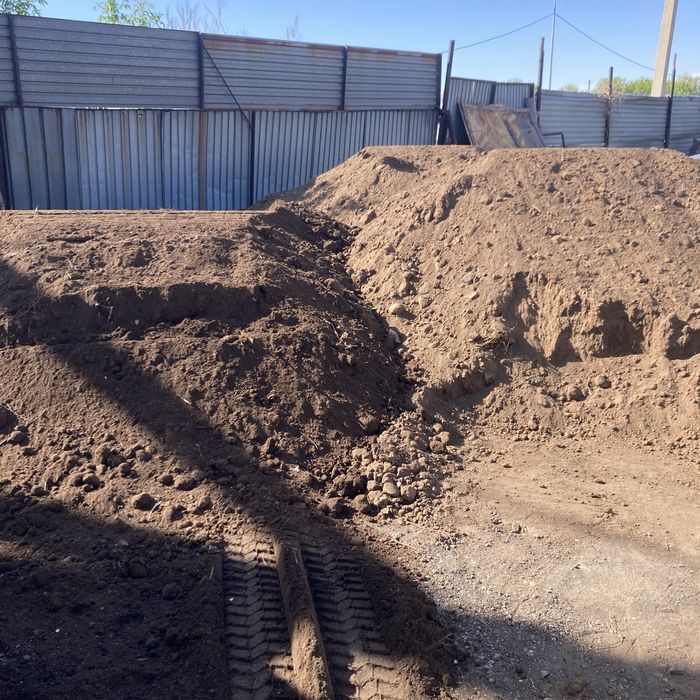 Продаю.Перегной, навоз черназем