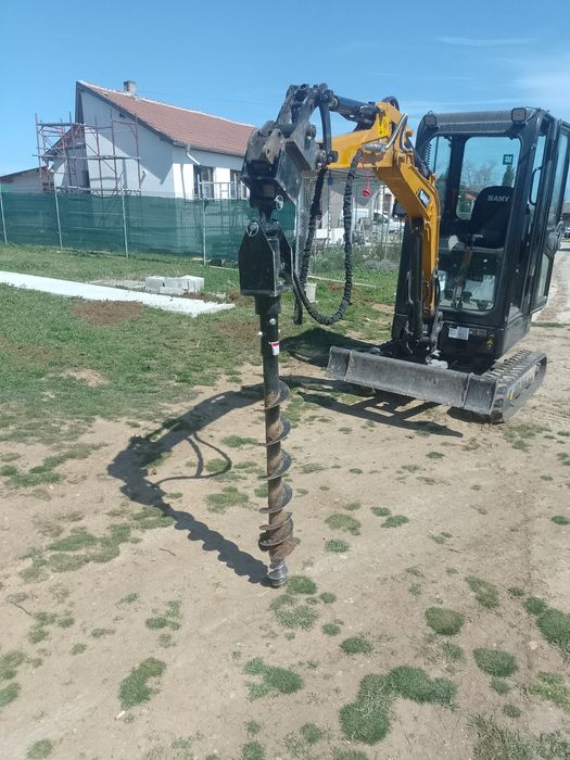 Изграждане на септични ями, огради;ограда с мрежа