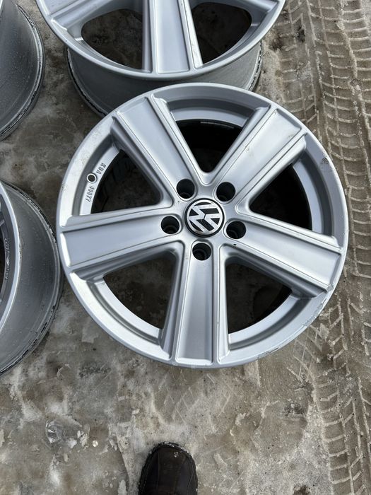 Jante origi 17 5 112 Wv Passat Touran Tiguan Saran Audi Skoda Seat