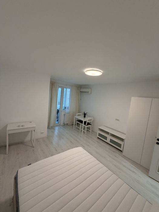 Inchiriez garsoniera - prima inchiriere - proprietar