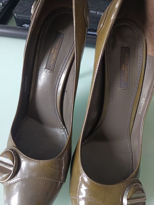 Pantofi Louis Vuitton 38