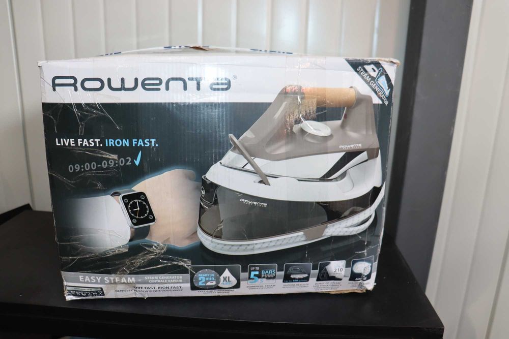 Парна ютия Rowenta VR7260