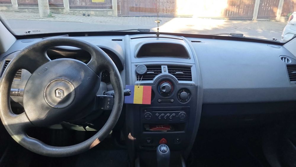 Renault Megane II sedan 2007