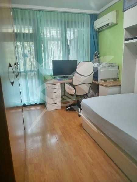 Продава се Двустаен апартамент в Бургас, Изгрев - 68 кв.м за 1394 €/кв.м - Снимка #6