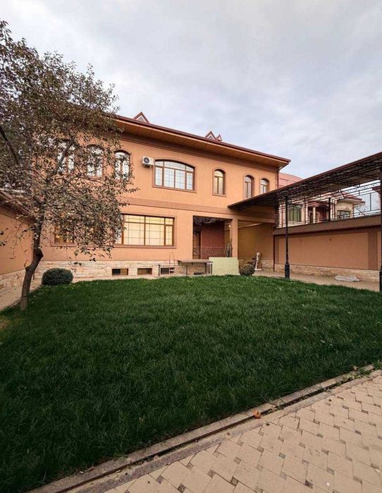 Аренда  Саламатина 6,5 сотки  2 Уровня  6 комнат