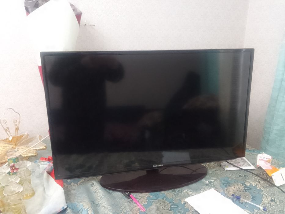 Телевизор самсунг