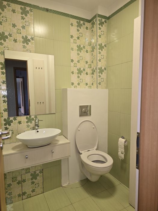Inchiriez apartament 3 cam Corneliu Coposu/ V Parvan