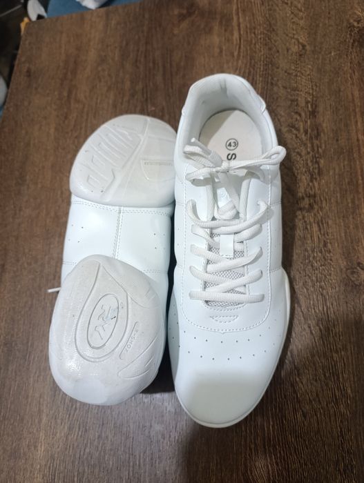 Танцови обувки кожени без свод