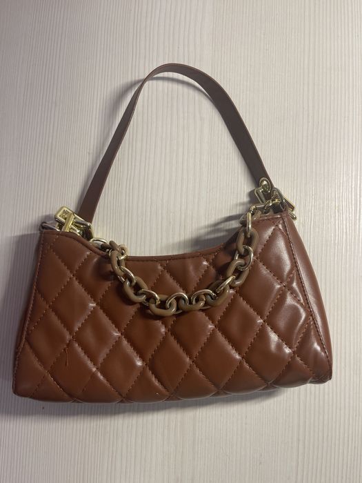 Продам сумки по 2000 тыс , 3000 тыс , 4000 тыс