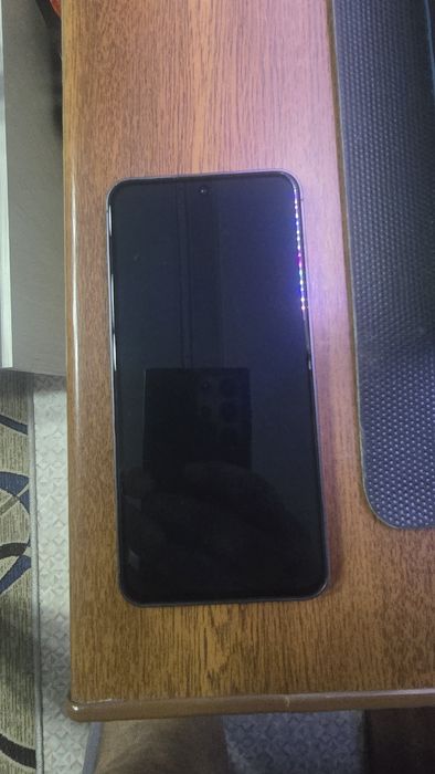 Продам смартфон  s24 FE