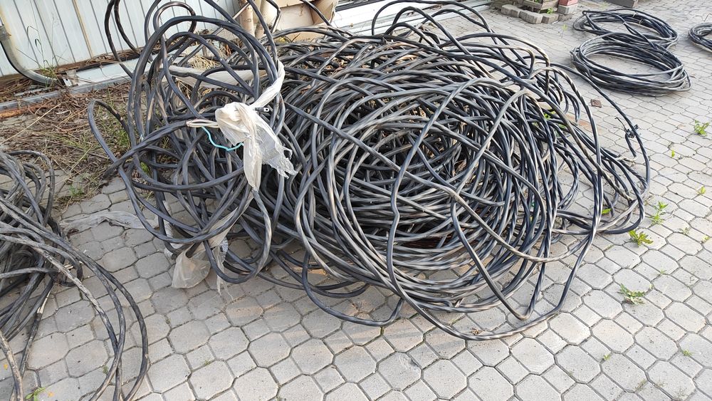 Кабель 4 жилы, 25 сечение