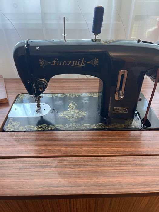 Шевна крачна машина