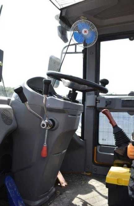 Încărcător frontal pe pneuri Kinzun KZ932 Diesel