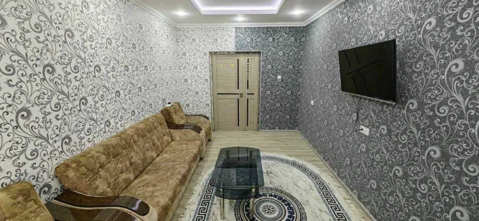 ID: 6003 Mirobod tumanida 4 xonali kv ijarag beriladi