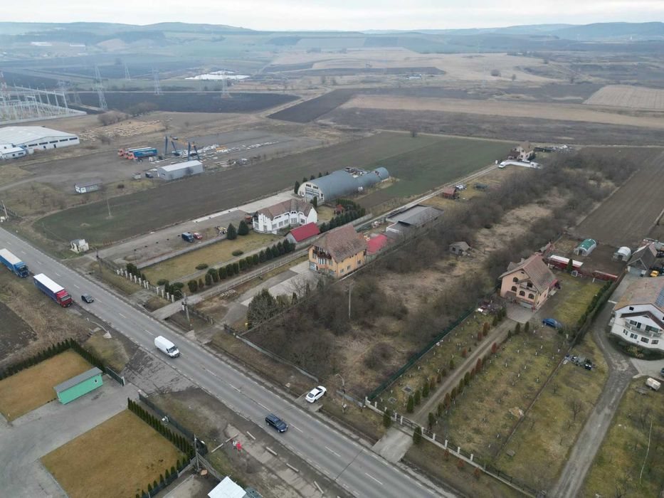 Teren de vanzare la intrare in Ungheni cu deschidere de 36 m la E60