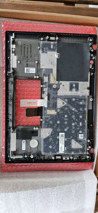 Клавиатура за ThinkPad T14s Gen 4 (21F8/21F9) DE с подсветка