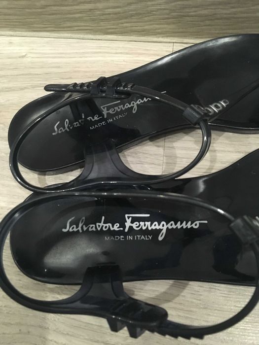 Salvatore Ferragamo сандали гума 39/40