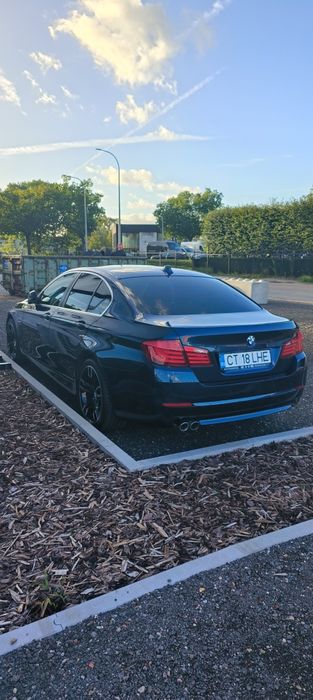 BMW Seria 5 2010 — imagine 2
