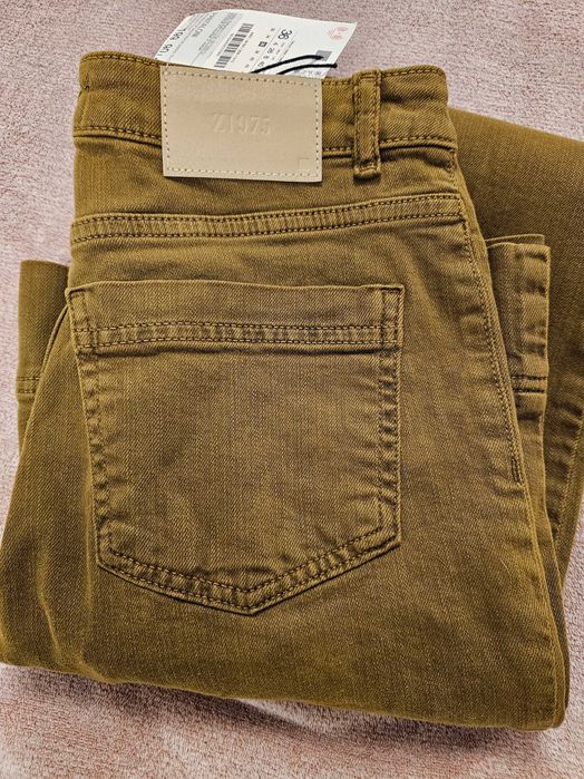 Blugi damă Zara  marimea 36, noi