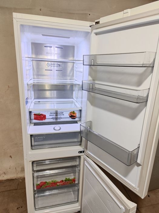 Холодильник рабочий