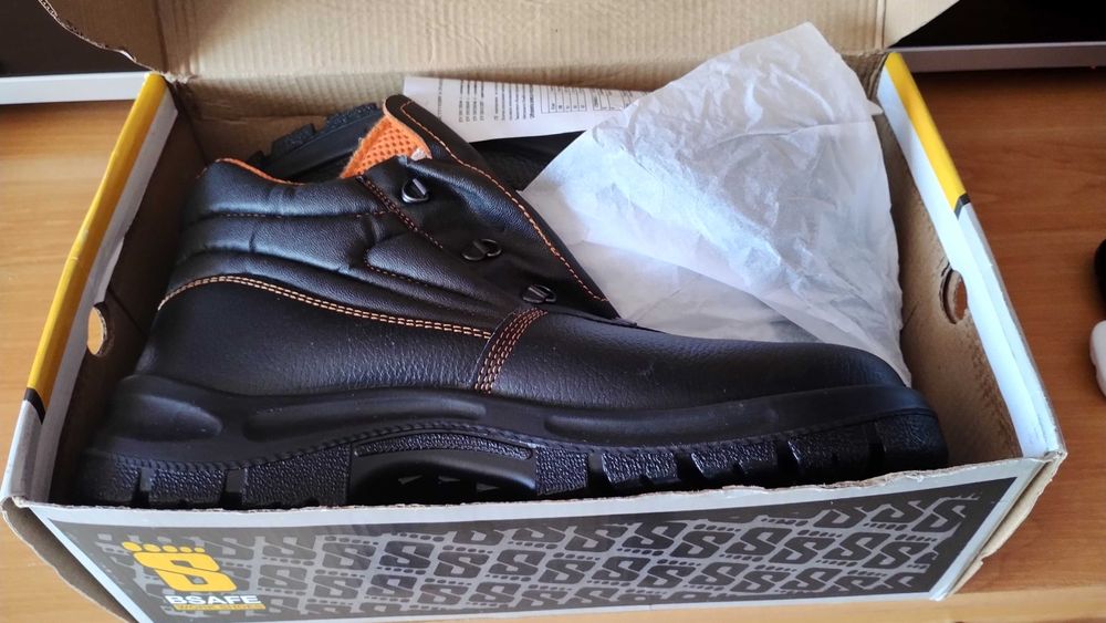 НОВИ Работни обувки N45 BSAFE