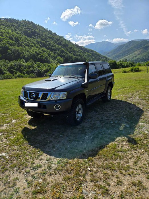 Nissan Patrol Y61 7 locuri 2008