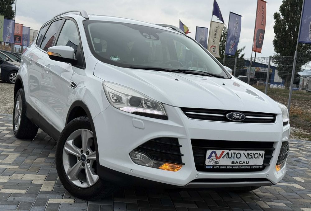 FORD Kuga 2013 — imagine 2