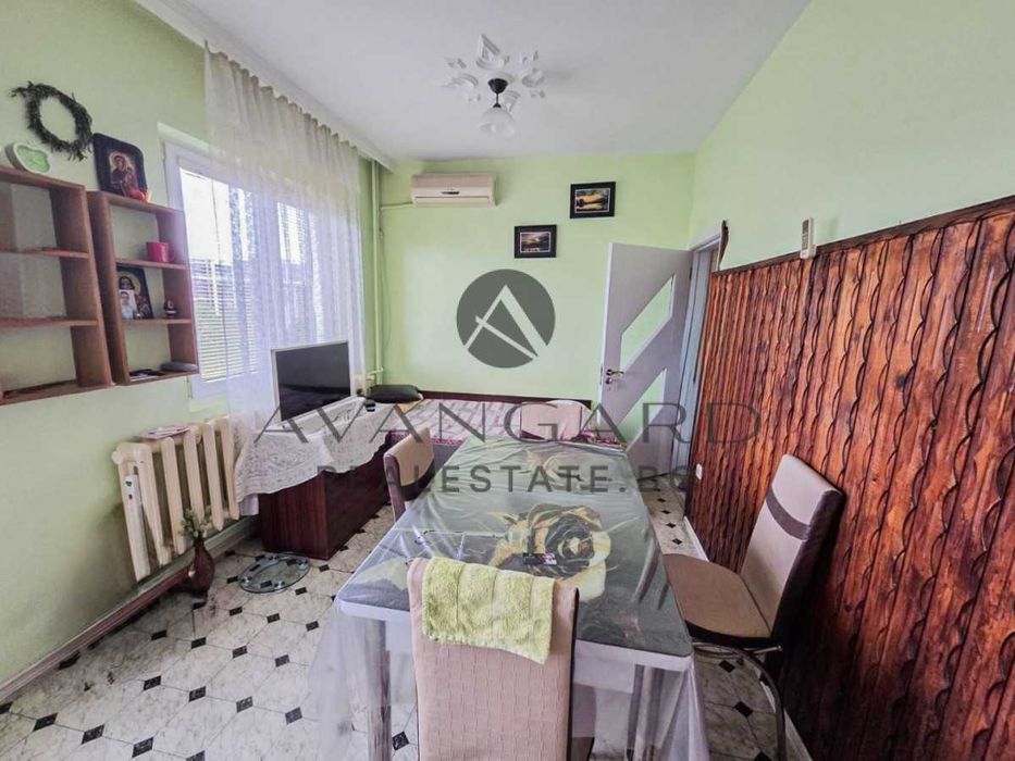 Продава се Тристаен апартамент в Пловдив, Тракия - 72 кв.м за 850 €/кв.м - Снимка #8