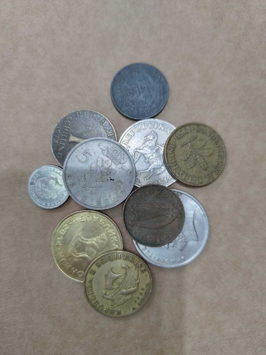 Seturi monede vechi/ diferite tari