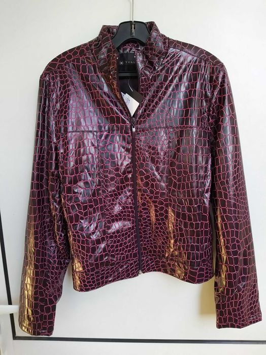 Дамско кожено яке