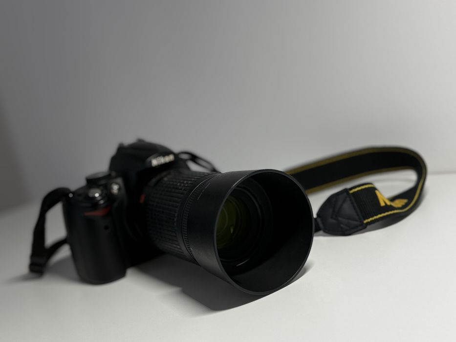 Kit complet Nikon DSLR D5000, 18-55mm VR + 55-200mm VR