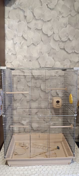 Продам клетку для попугая