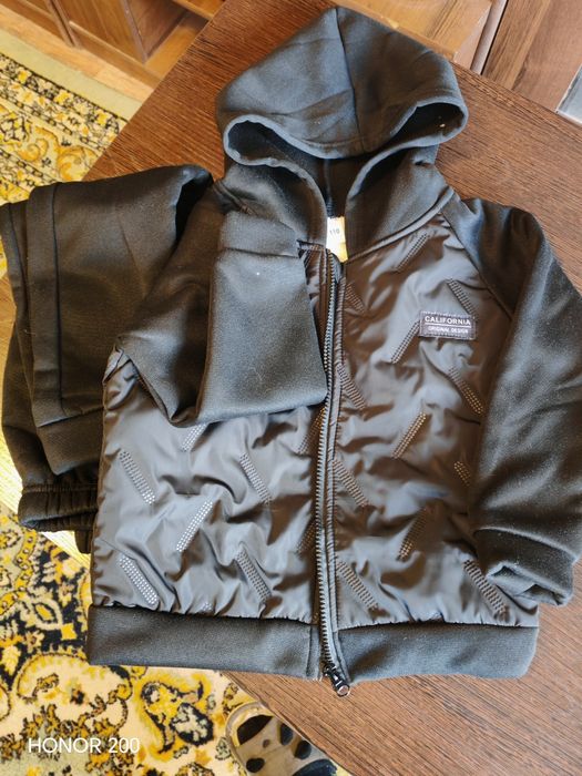 Продается Детский костюм