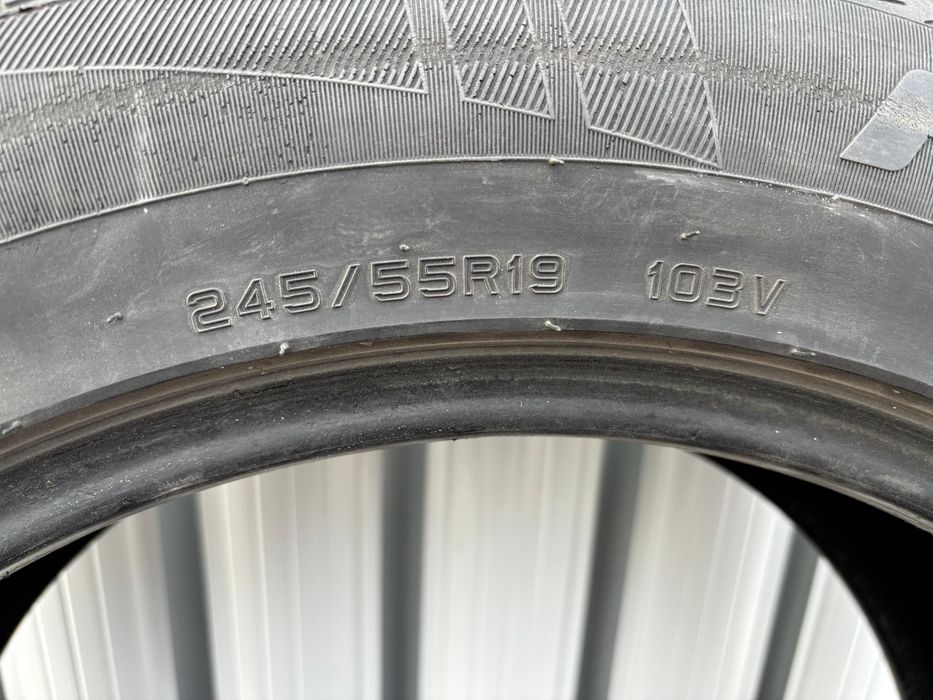 Шины 245/55/19 комплект