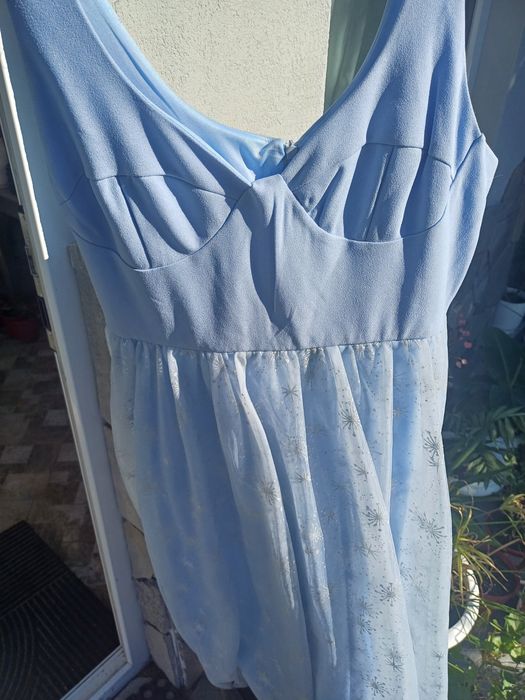 Rochiță noua eleganta din tul și aplicații