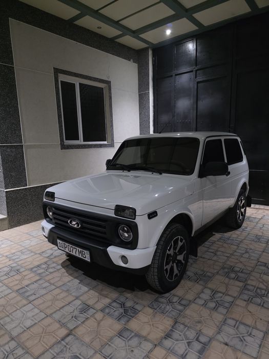 Niva urban 2021 ideyal polni wumka+ prapa