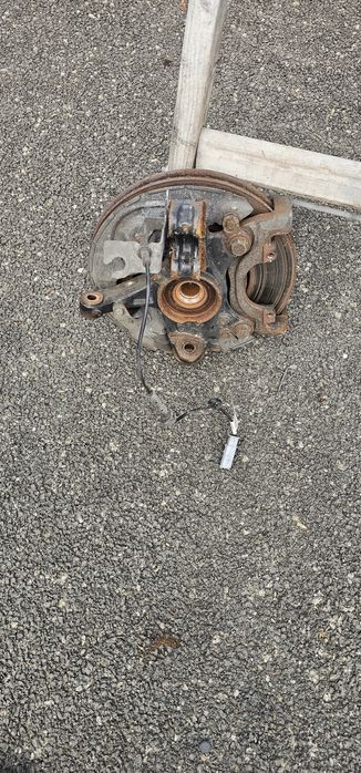 Fuzeta fata stg. Peugeot 3008..5008 din2018 motor 1.5 diesel