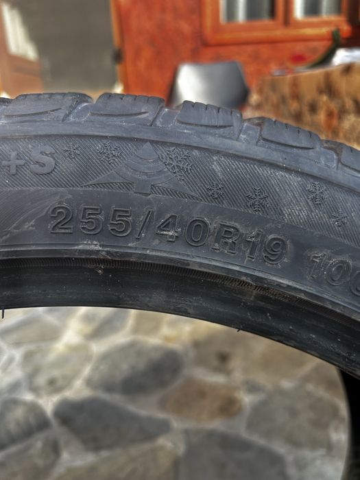 Vand 2 cauciuri M+S 255/40 R19