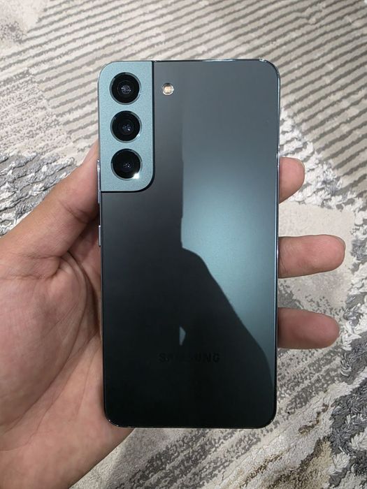 Samsung s22 5g green