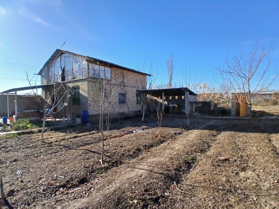 2018 йил яшашга топширилган пишган гишдан бакувват килиб курулган