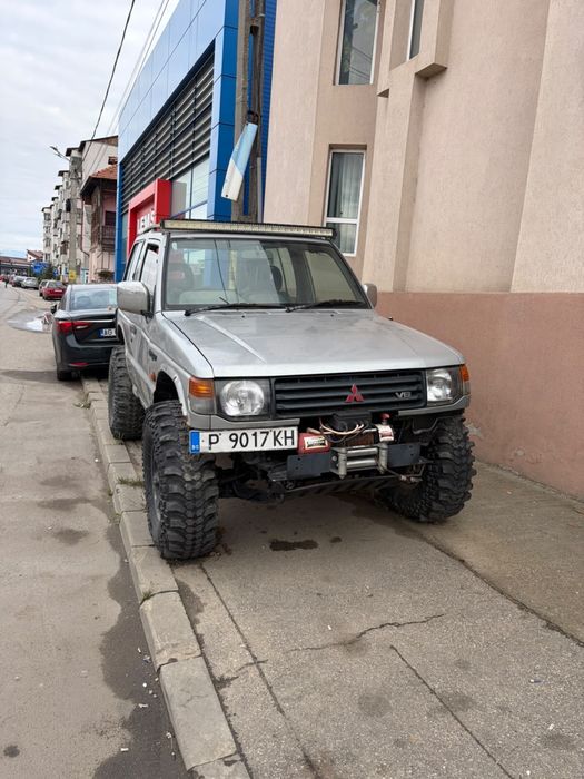 Mitsubishi pajero 3000 v6 benzina