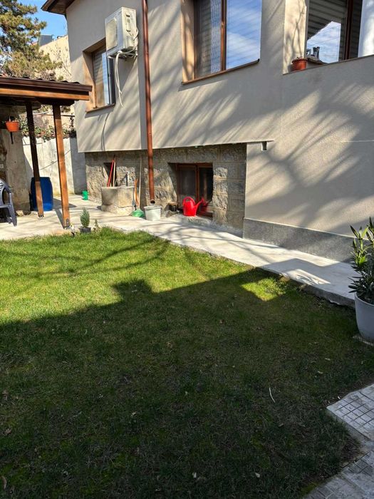 Продава се Къща в Казанлък - 200 кв.м за 1200 €/кв.м - Снимка #10