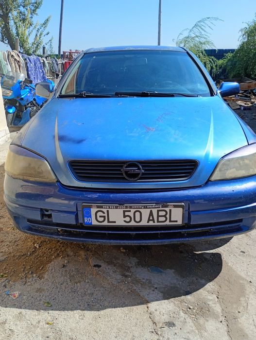 Se vinde amândouă la schimb cu E46 sau E39