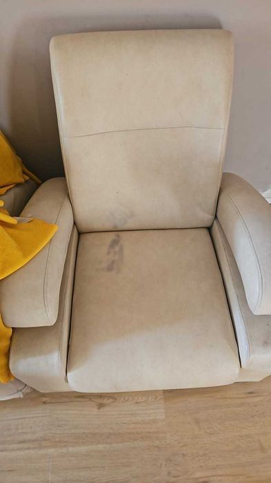 Donez 2 fotolii si o canapea, imitatie piele bej