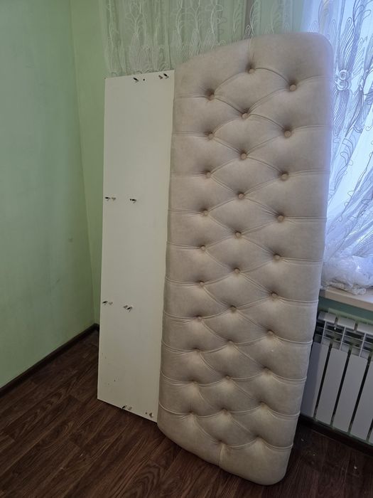 Спальный кровать