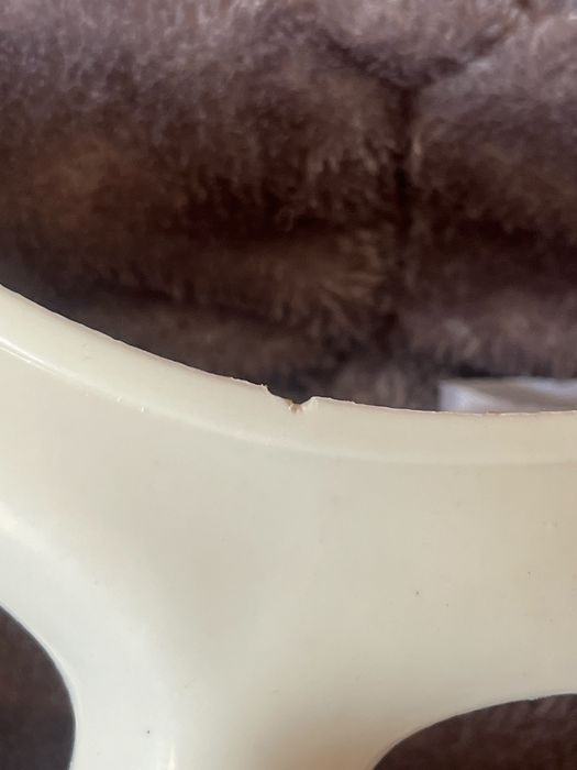 белая маскарадная маска