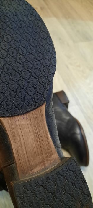 Продам сапоги кожаные