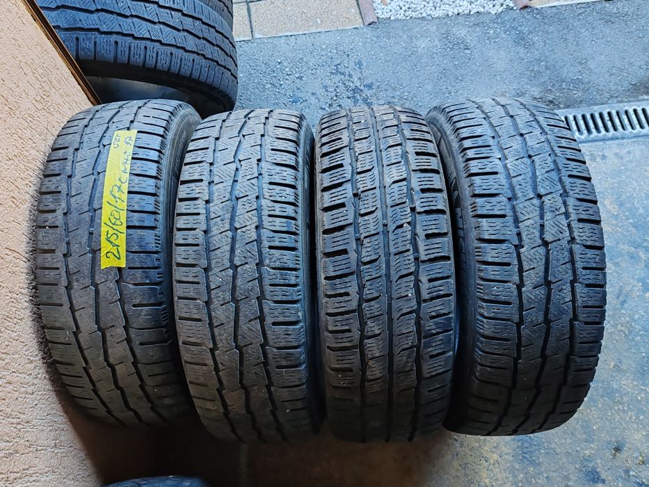 Vând cauciucuri 215/60/17 C M+S set complet