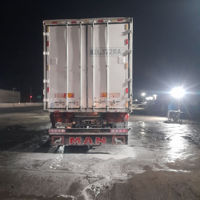 Man sotiladi. Howo chakman isuzu kamaz zil fura kran mers daf volvo